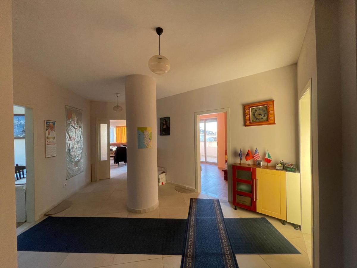 B&B - Private Rooms Tiranë Ngoại thất bức ảnh