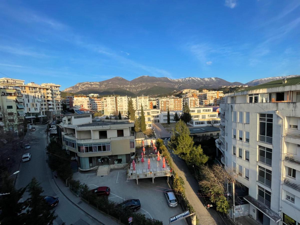 B&B - Private Rooms Tiranë Ngoại thất bức ảnh